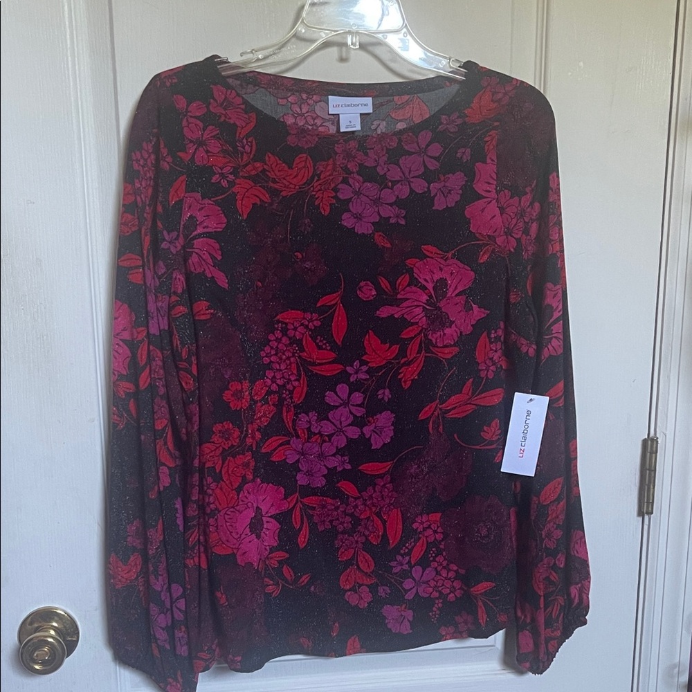 Liz Claiborne Shiney Black and Red Floral Blouse Sz Small. Metallic Floral Print